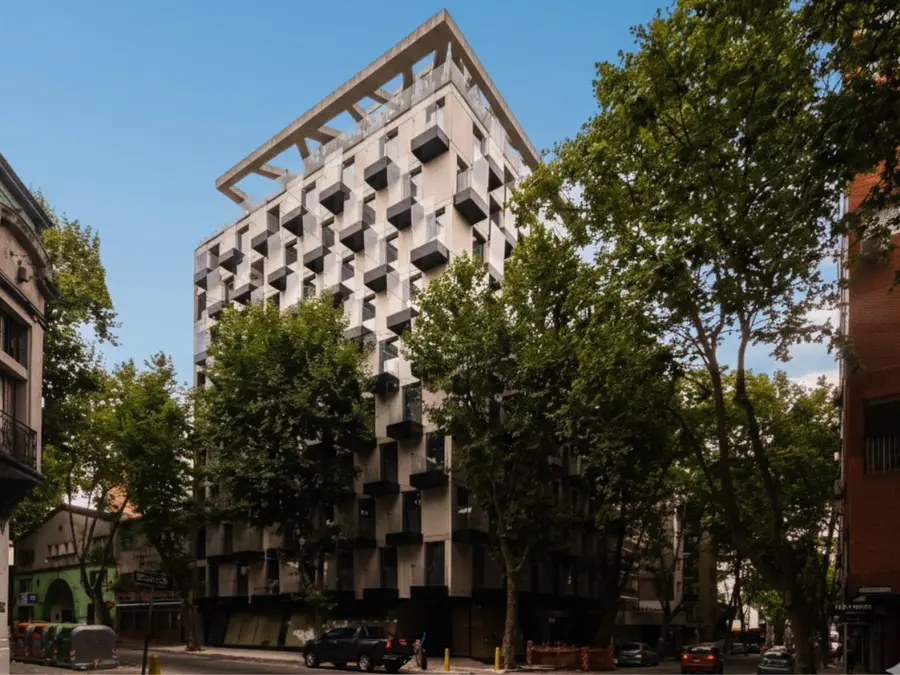 Alma Corso, Centro — fachada