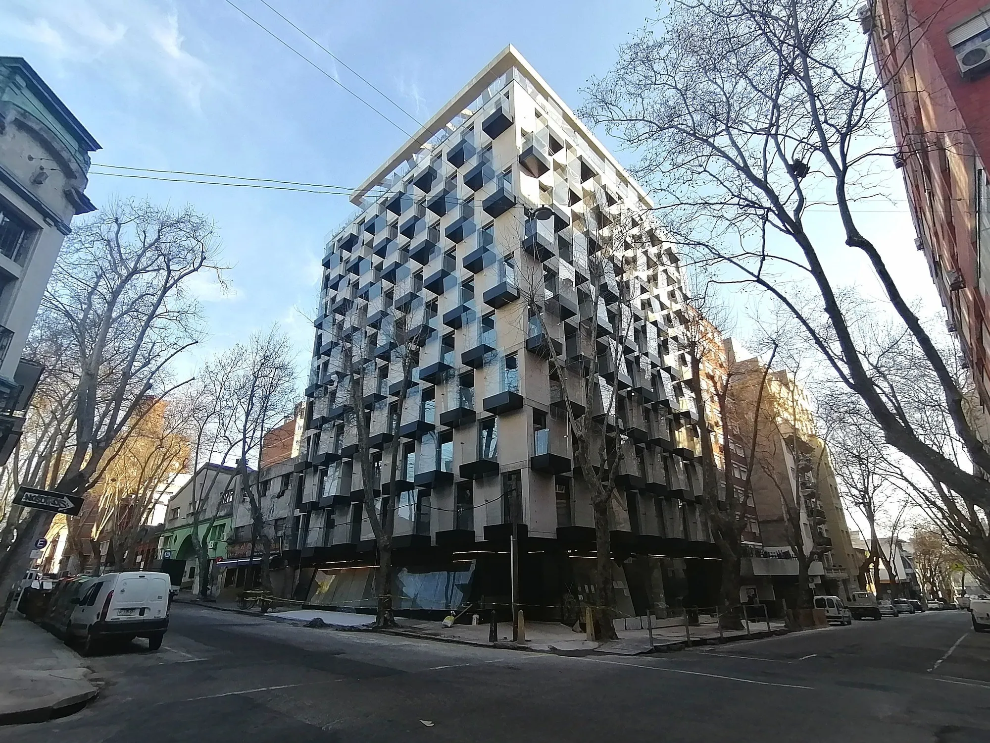 Alma Corso, Centro — imagen 2