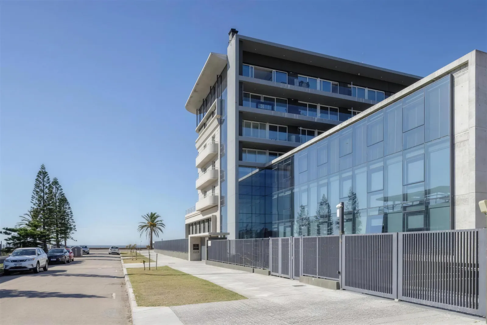 Smart Riviera, Carrasco — fachada